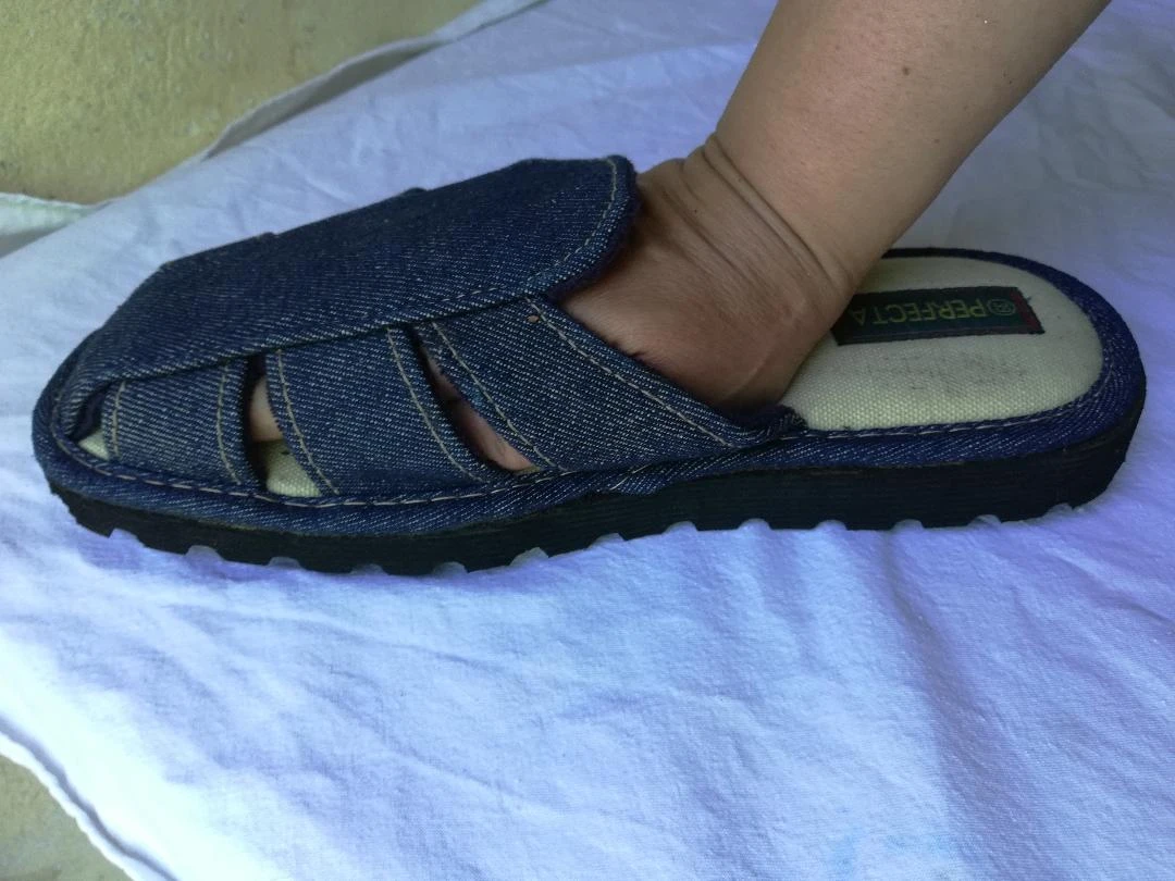 Par de mulas (también se pueden usar como pantuflas) de mezclilla talla 39-nueva – photo 12
